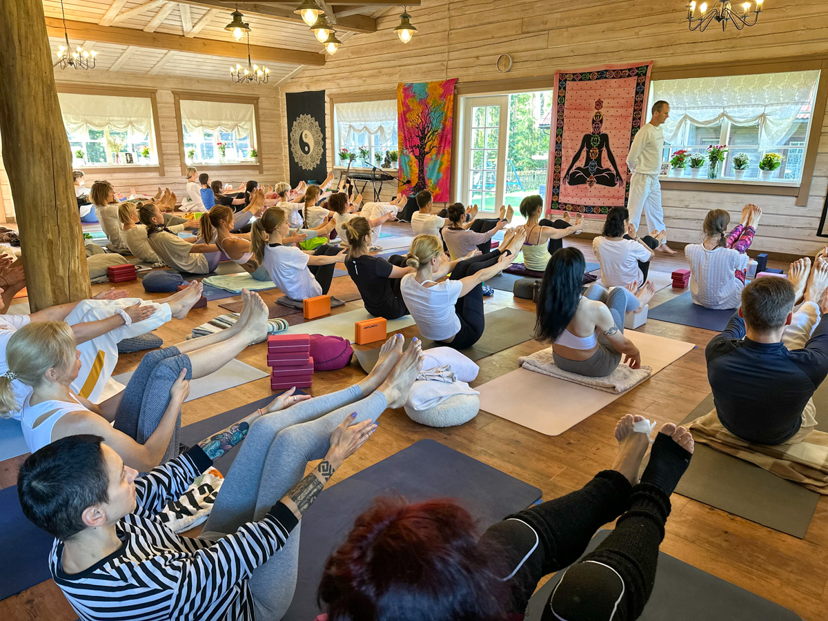 Jogos pratimai (asanos)